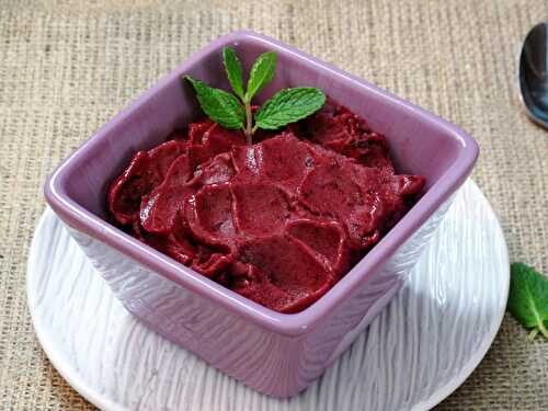 Banana Berry Sorbet –And a Valentine