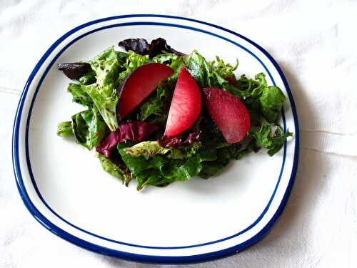 Honey Poppyseed Mixed Greens with Summer Plums