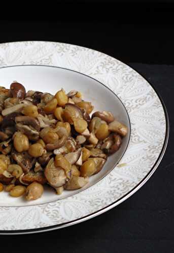 Mushrooms + garbanzos on toast with cider + thyme
