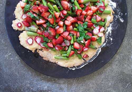 Strawberry, asparagus + radish flatbread