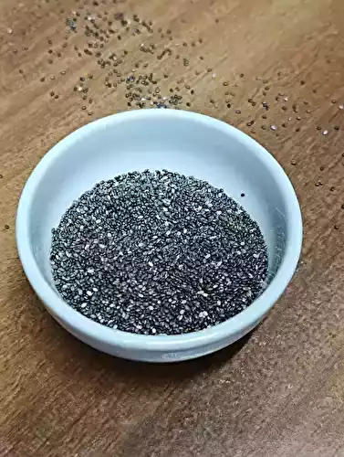 Ultimate Guide to Chia Seeds: Benefits, Nutrition & How to Use
