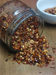 Chilli Flakes: Complete Guide to Types, Uses, Heat Levels & Storage