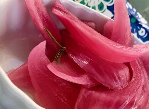 Homemade Pickled Red Onions