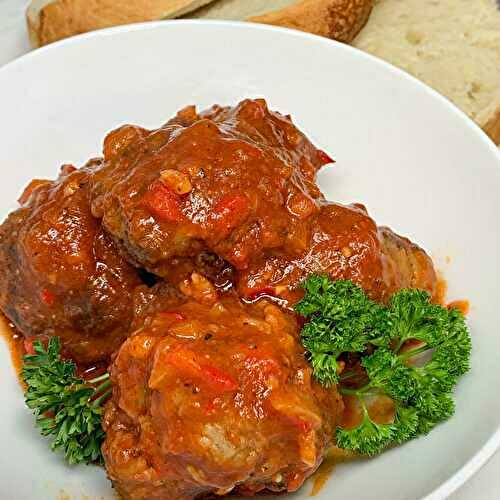 Traditional Cuban Meatballs (Albondigas)