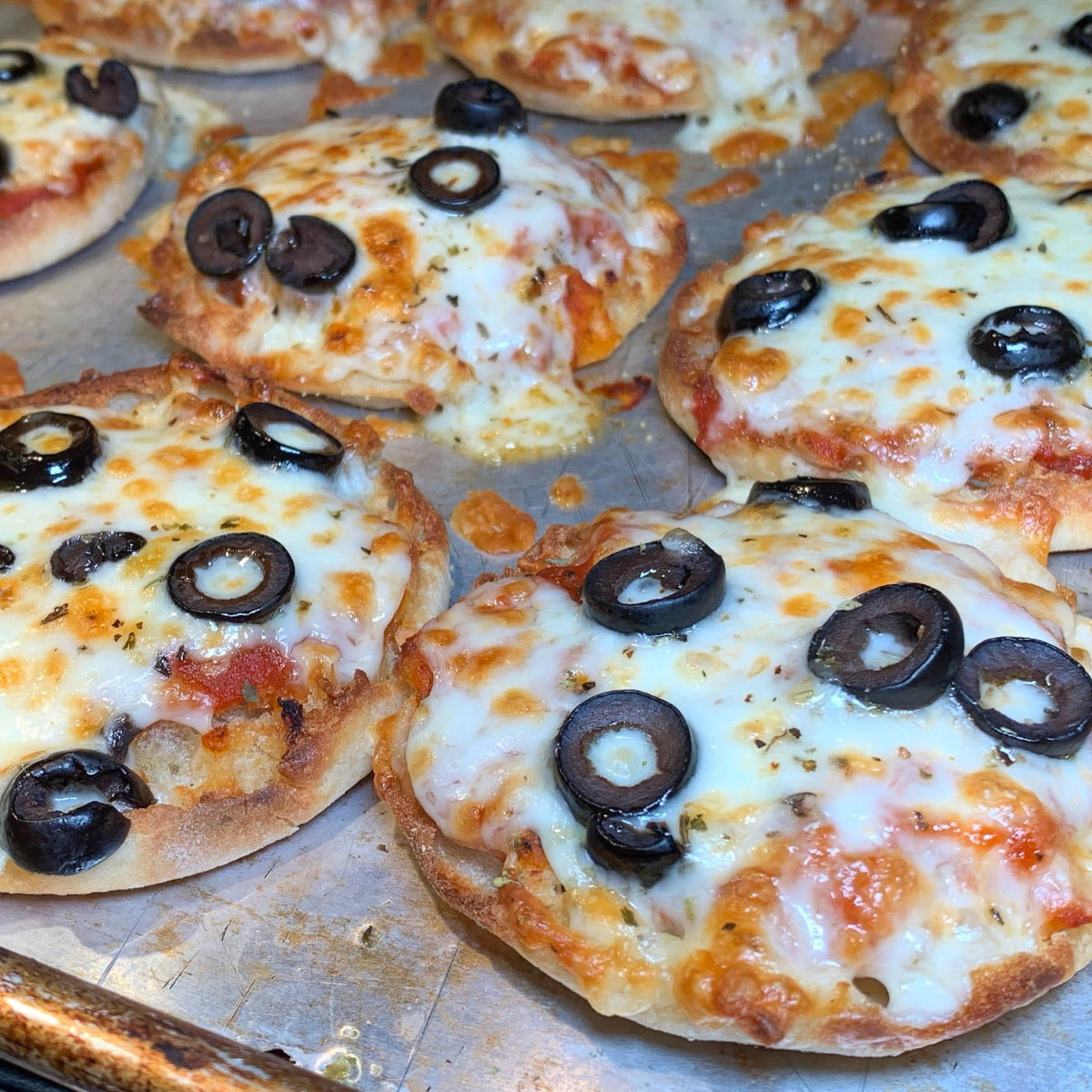 English Muffin Pizzas