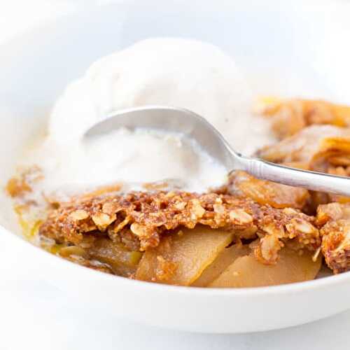 Gluten Free Apple Crisp with Oatmeal Topping