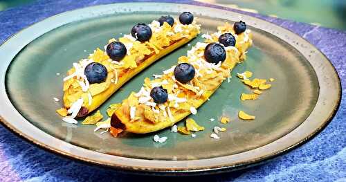 BANANA BERRY PEANUT BOAT