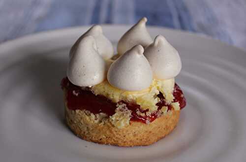 Crowned cream tea