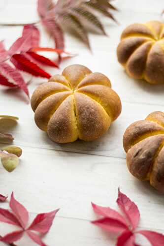 Pumpkin rolls