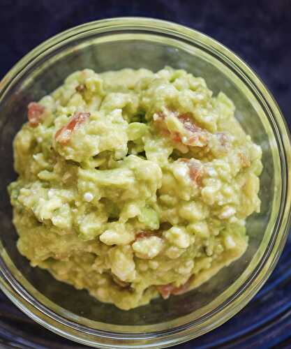 Sonoran Style Chunky Guacamole