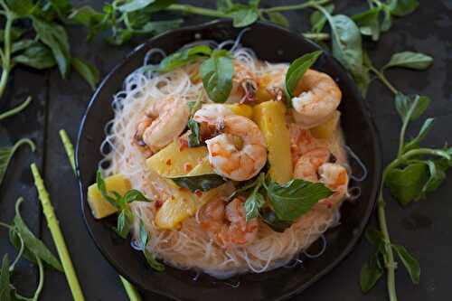 Red Curry Shrimp With Pineapple from Quick & Easy Thai