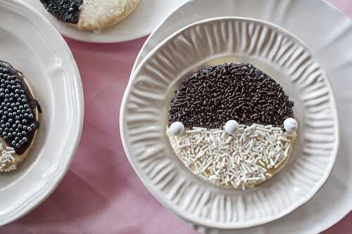 Black & White Sprinkles! Cookie