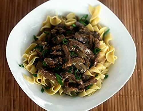 Slow Cooker Beef Stroganoff