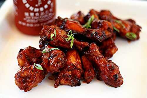Sweet and Spicy Sriracha Hot Wings
