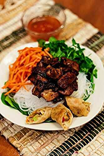 Vietnamese Bun Thit Nuong :: Vietnamese Pork Noodle Bowl
