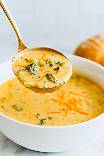 Copycat Panera Broccoli Cheddar Soup