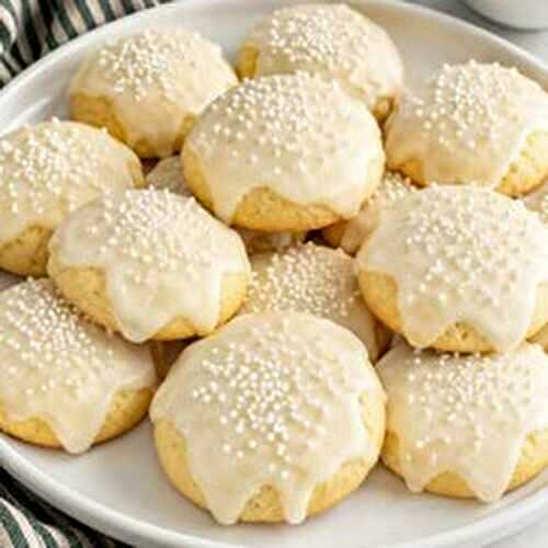 Italian Christmas Cookies (Anginetti)