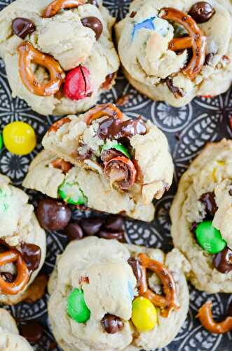 Caramel M&M Pretzel Cookies - Keat's Eats