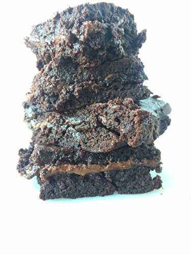Hershey's Chocolate Fudgey Brownies - Keat's Eats
