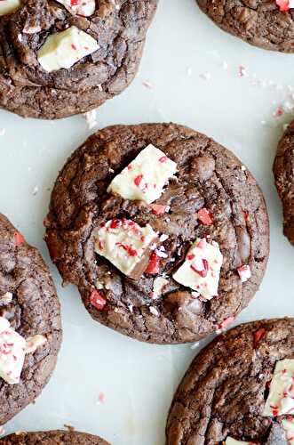 Peppermint Bark Brownie Cookies - Keat's Eats