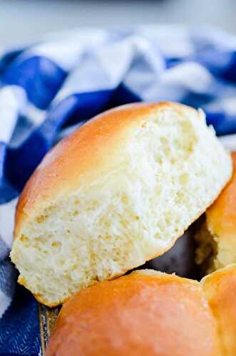 Perfect Dinner Rolls - Keat's Eats