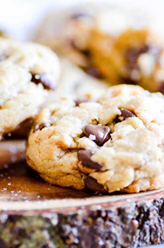 Thick and Chewy Brown Sugar Chocolate Chip Cookies - Keat's Eats