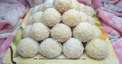 BISCUITS À LA NOIX DE COCO / COCONUT COOKIES / GALLETAS DE COCO RALLADO /حلوة الكوك