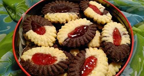 BISCUITS MARBRÉS / MARBLE COOKIES / GALLETAS MÁRMOL /بيسكوي رخامي 