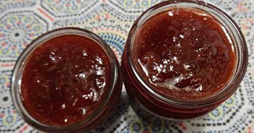 CONFITURE DE FRAISES / STRAWBERRY JAM / MERMELADA DE FRESA / مربى التوت