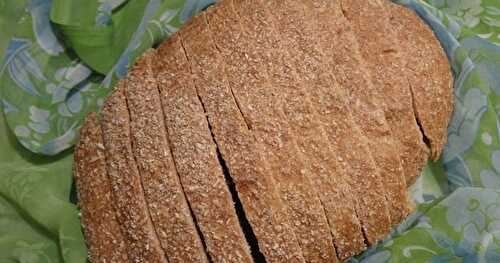 PAIN AU SON DE BLÉ / WHEAT BRAN BREAD / PAN CON SALVADO DE TRIGO / خبز بالنخالة