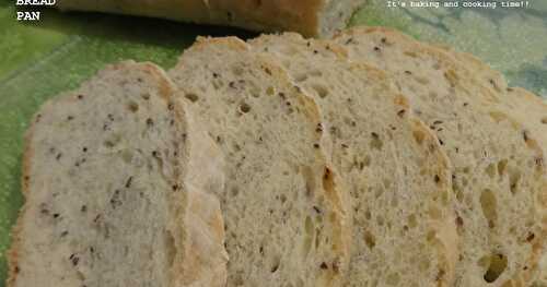 PAIN AUX GRAINES DE LIN / FLAX SEED BREAD / PAN CON SEMILLAS DE LINO