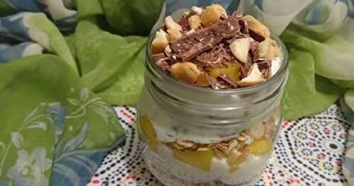 PARFAIT À LA MANGUE ET AU CHOCOLAT / MANGO CHOCOLATE PARFAIT / PARFAIT CON MANGO Y CHOCOLATE / بارفيه المانجو و الشوكولاطة 