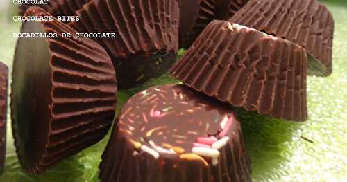 PETITES BOUCHÉES AU CHOCOLAT / CHOCOLATE BITES / BOCADILLOS DE CHOCOLATE