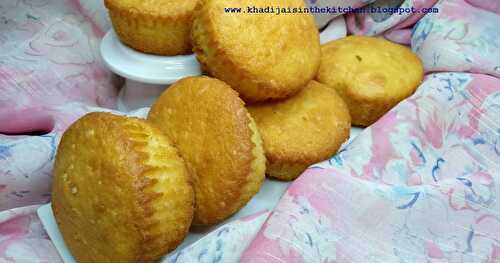 PETITS GÂTEAUX À LA NOIX DE COCO ET AU CITRON / COCONUT AND LEMON MUFFINS / MAGDALENAS DE COCO Y LIMÓN / مافن جوز الهند والليمون(الحامض)