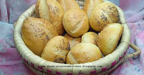 PETITS PAINS / BREAD ROLLS / PANECILLOS / خبيزات 