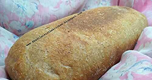 PAIN À LA FARINE DE BLÉ / ًًًWHOLE WHEAT FLOUR BREAD / PAN DE HARINA INTEGRAL / خبز بدقيق القمح