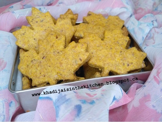 CRAQUELINS À LA PATATE DOUCE / SWEET POTATO CRACKERS / CRACKERS DE BONIATO / رقائق البطاطا الحلوة