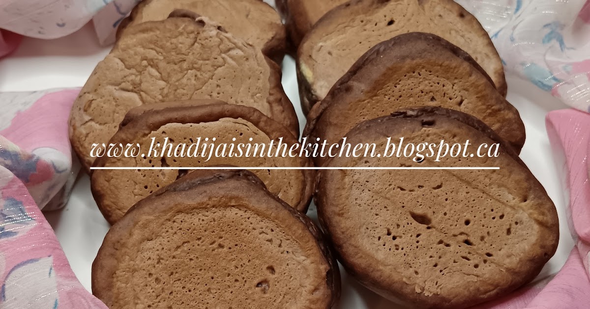 MINI PANCAKES AU CHOCOLAT / CHOCOLATE MINI PANCAKES / MINI PANQUEQUES CON CHOCOLATE / ميني بانكيك بالشوكولاته