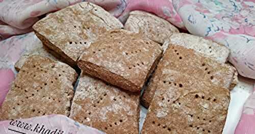 PAIN DE BLÉ ET DE SEIGLE / WHOLE WHEAT AND RYE BREAD / PAN INTEGRAL DE TRIGO Y CENTENO / خبز القمح الكامل والجاودار 