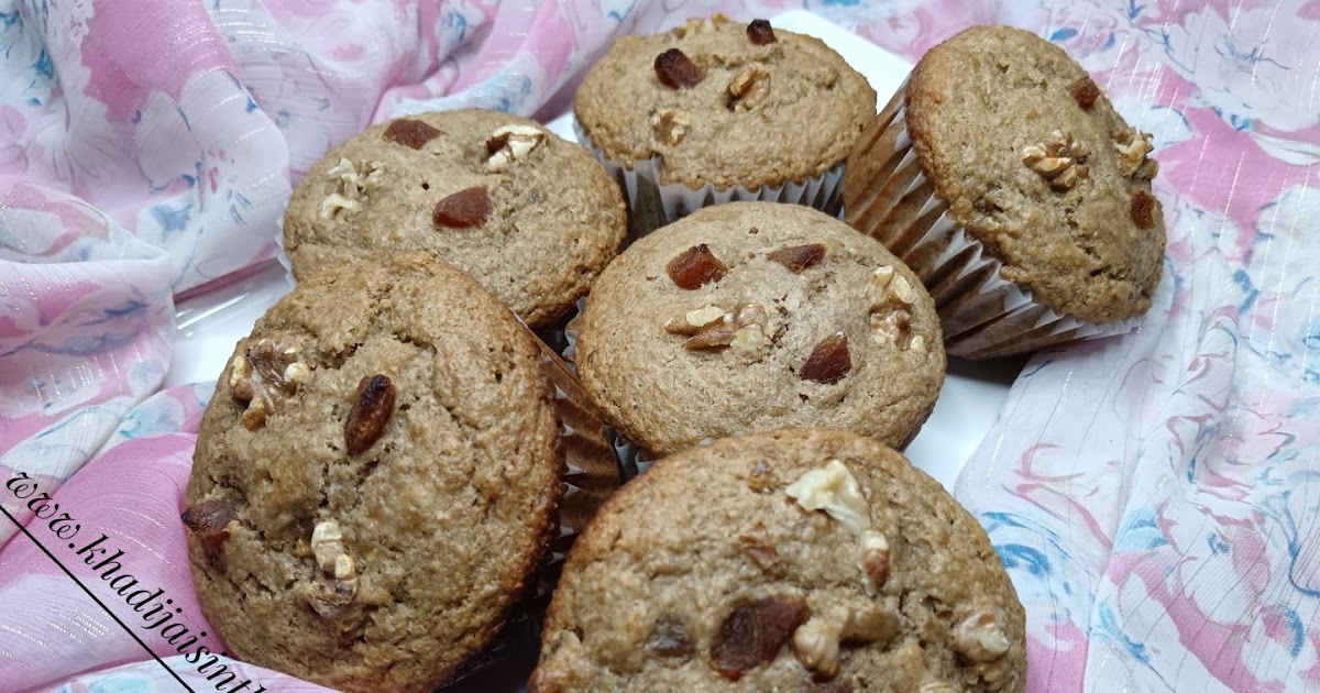 PETITS GÂTEAUX AU GERME DE BLÉ ET À LA COMPOTE DE FRUIT / WHEAT GERM AND FRUIT COMPOTE MUFFINS / MAGDALENAS DE GERMEN DE TRIGO Y COMPOTA DE FRUTAS / مافن جنين القمح وكومبوت الفواكه