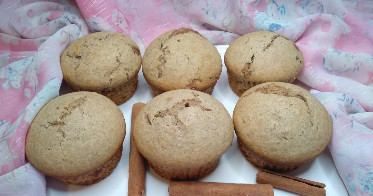 PETITS GÂTEAUX À LA FARINE DE BLÉ COMPLET ET À LA CANNELLE / WHOLE WHEAT FLOUR  CINNAMON MUFFINS / MAGDALENAS CON HARINA DE TRIGO INTEGRAL Y CANELA / مافن دقيق القمح الكامل و القرفة