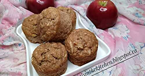 PETITS GÂTEAUX À LA FARINE DE BLÉ COMPLET ET AUX POMMES / WHOLE WHEAT APPLE MUFFINS / MAGDALENAS DE HARINA DE TRIGO INTEGRAL Y MANZANA  /مافن  دقيق القمح الكامل والتفاح 