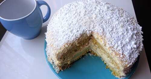 White Chocolate and Coconut Cake