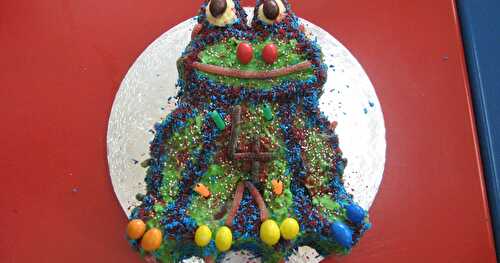 FROGGY BIRTHDAY CAKE