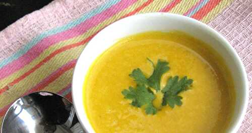 SPICY AND CREAMY PUMPKIN SOUP