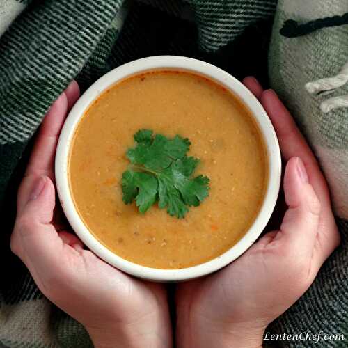 Spicy red lentil soup
