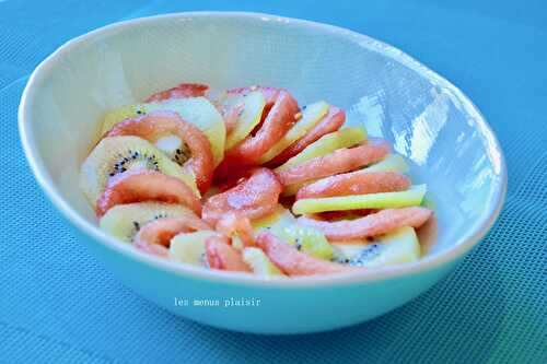 Jeanne's tomato - kiwi salad