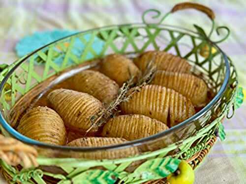 Lisa’s hasselback potatoes