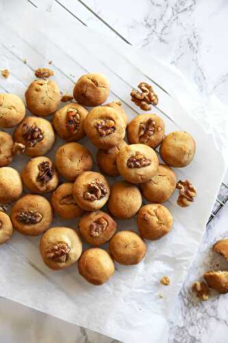 Honey and Walnut Cookies (refined sugar-free)
