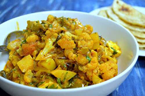 Aloo Gobhi | Potato and Cauliflower Curry